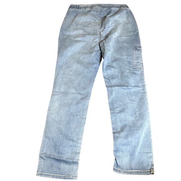 Denim & Co. Adaptive Cozy Slim Straight Cargo Jeans, Plus Size 1X, NWT - Picture 2 of 7